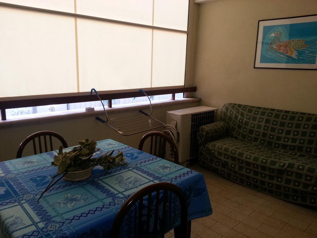 Reggio Central House Low Cost Per 4 Reggio di Calabria Ngoại thất bức ảnh